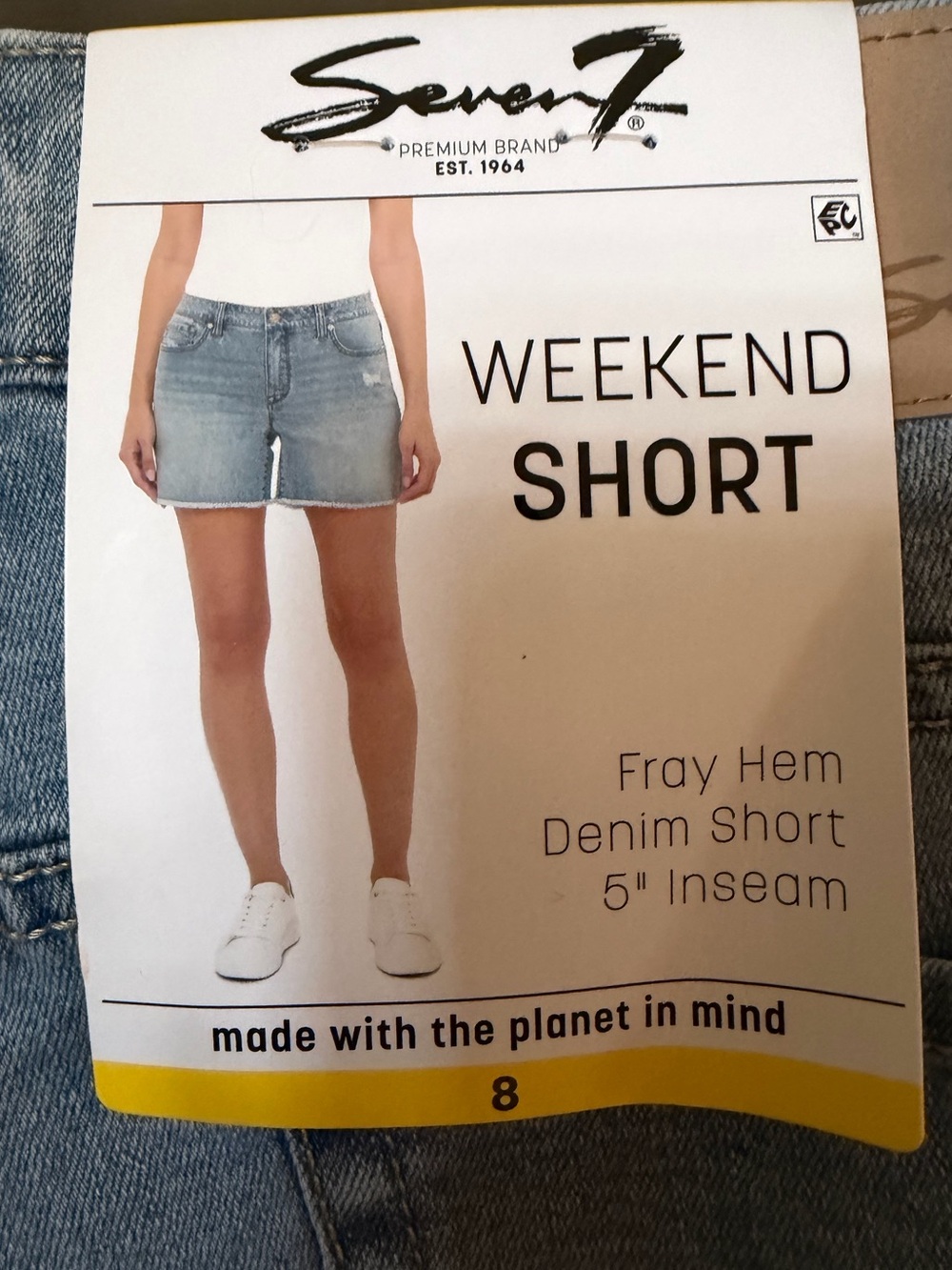 NWT Seven7 Weekend Denim Shorts 5" Fray Hem in Key West (light blue)   Size 8 - Picture 2 of 7